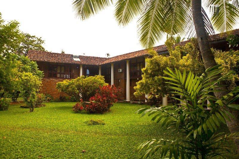 Yoho Rivi Ras Hotel Dehiwala-Mount Lavinia Εξωτερικό φωτογραφία