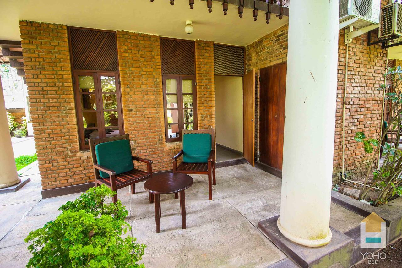 Yoho Rivi Ras Hotel Dehiwala-Mount Lavinia Εξωτερικό φωτογραφία